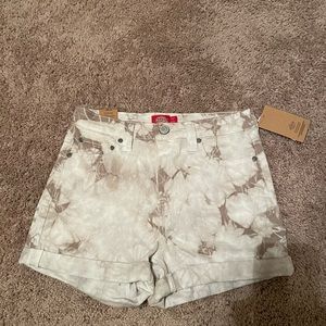 Dickies beige shorts. Has a little stretch, super cute.